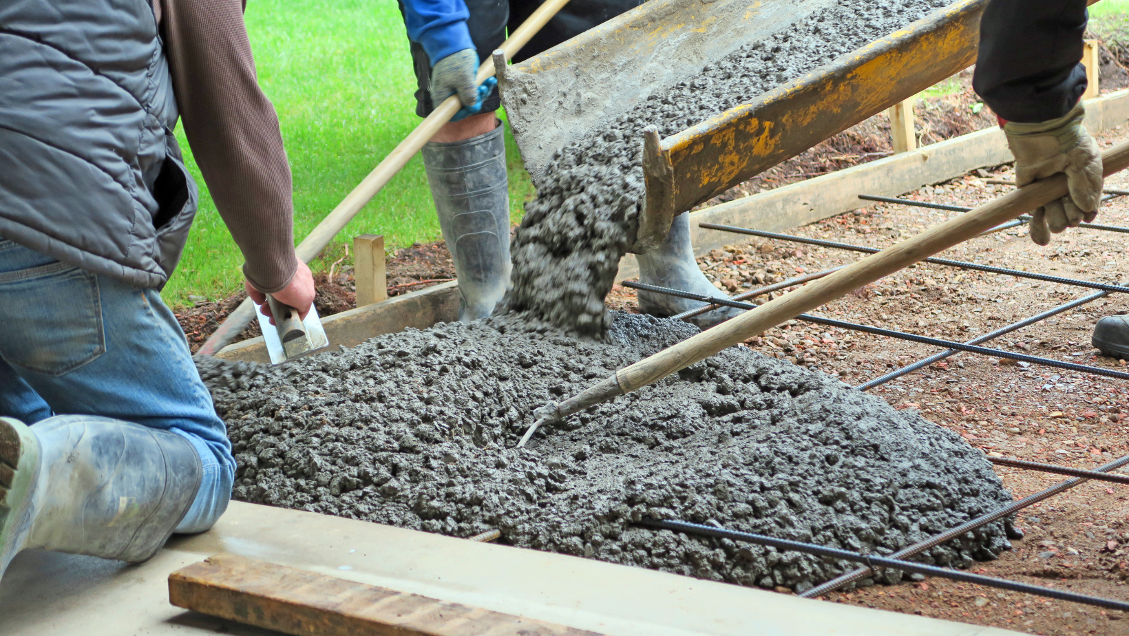 concrete driveway installation